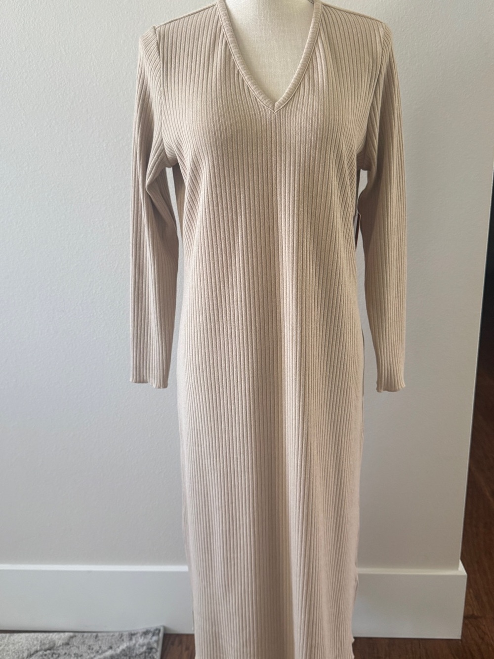 NWT Reba McEntire Ribbed Knit Maxi Dress Beige Twine Large